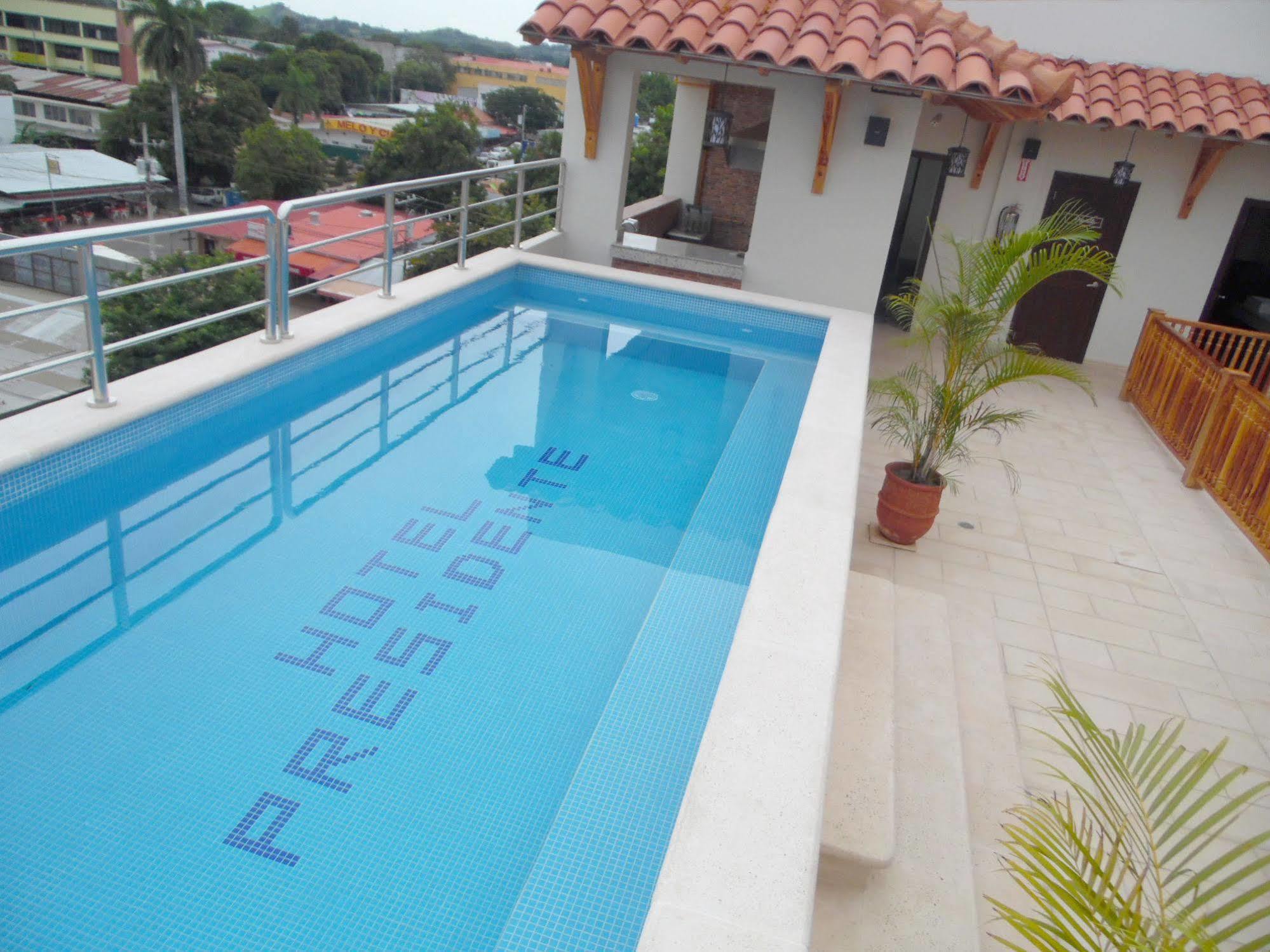 Hotel Presidente Las Tablas Bagian luar foto