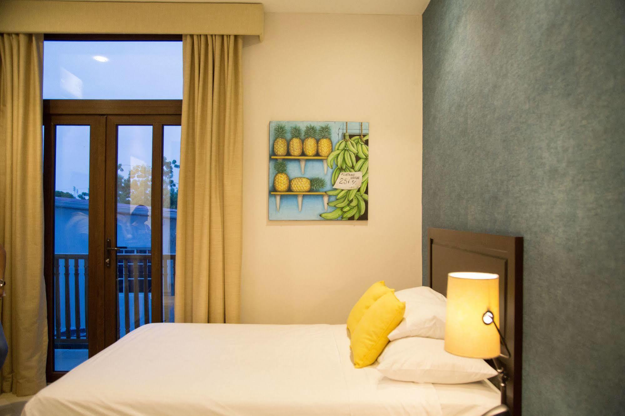 Hotel Presidente Las Tablas Bagian luar foto