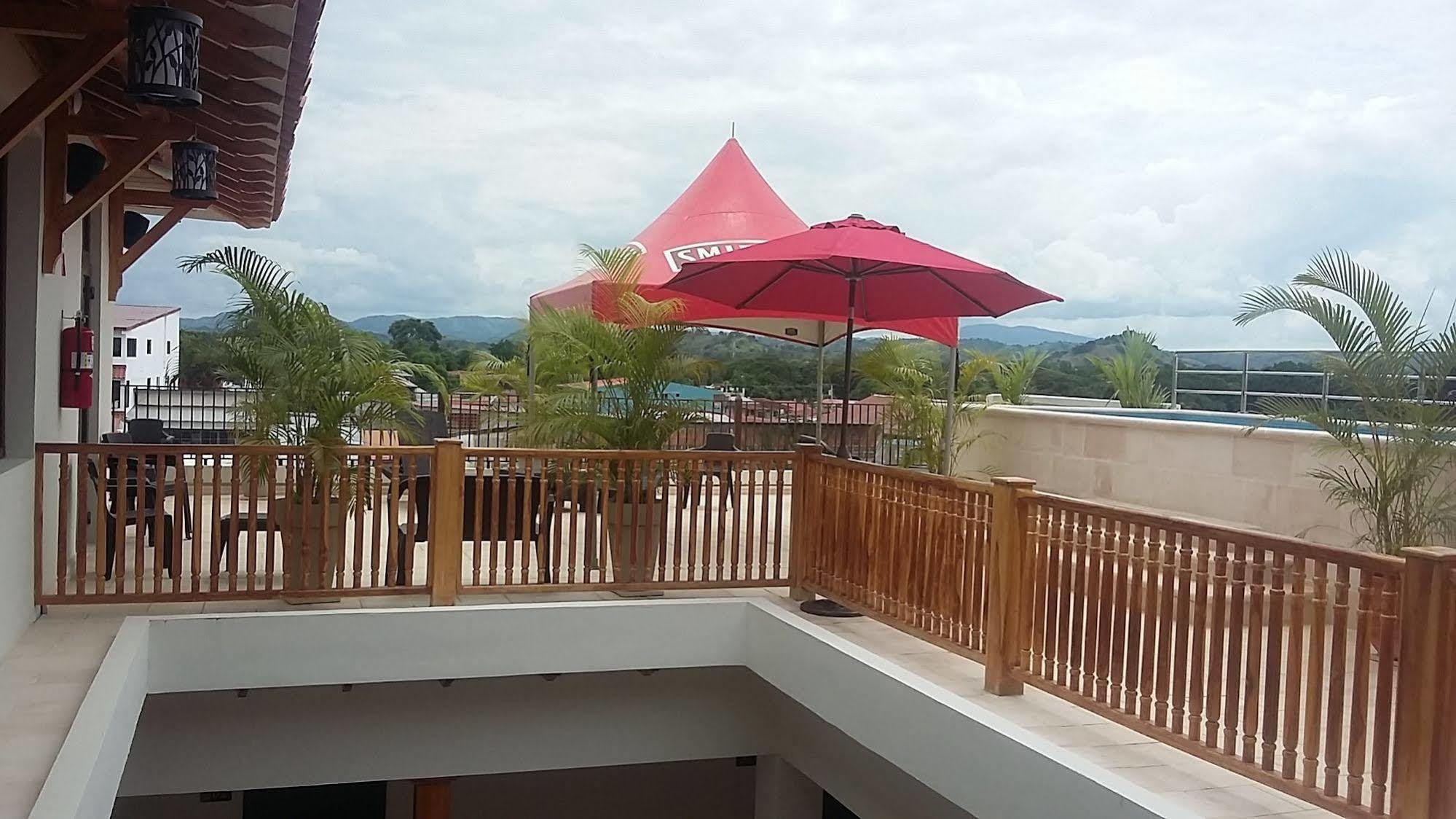 Hotel Presidente Las Tablas Bagian luar foto