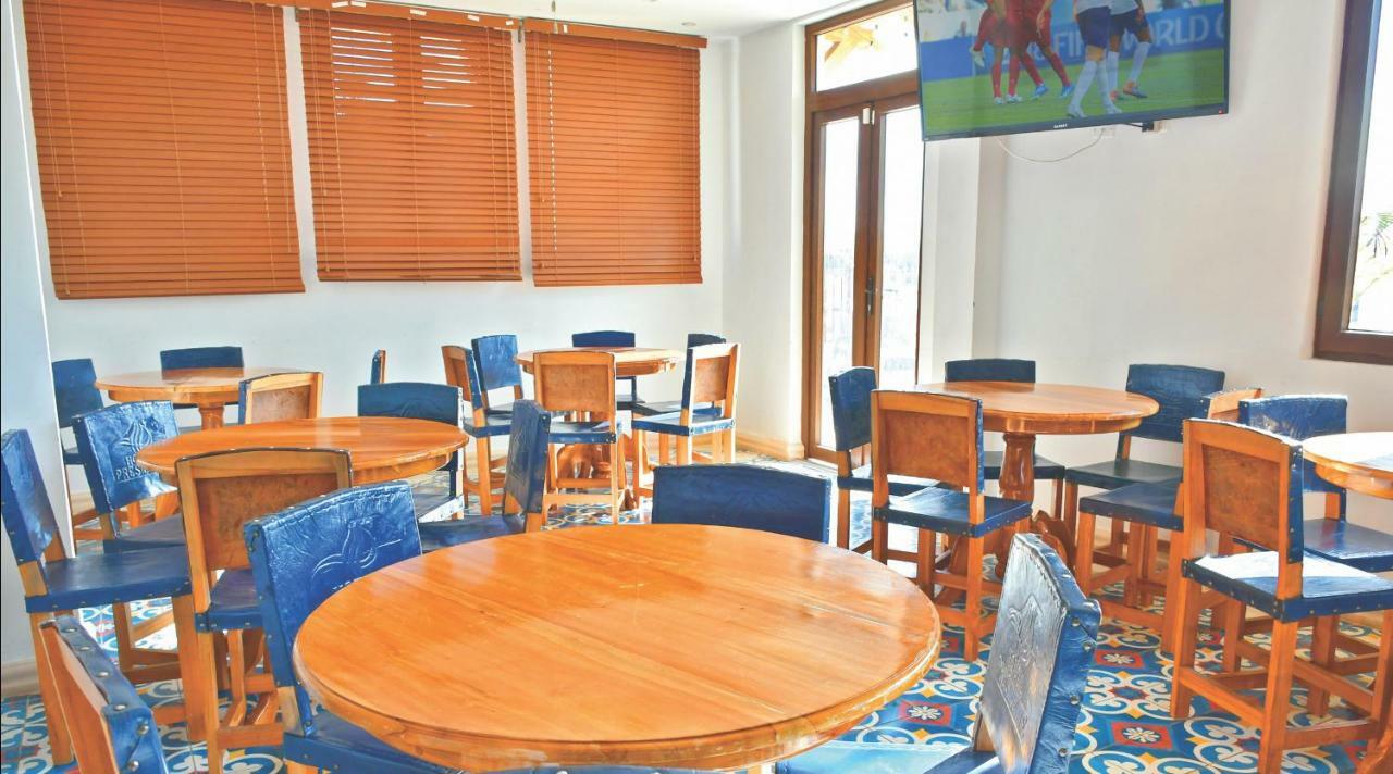 Hotel Presidente Las Tablas Bagian luar foto